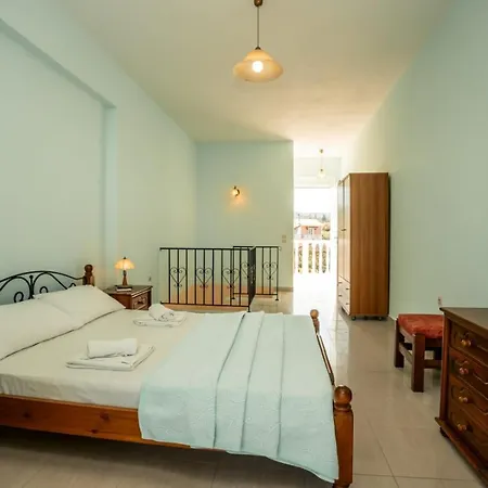 Vikos Seaside Apartment