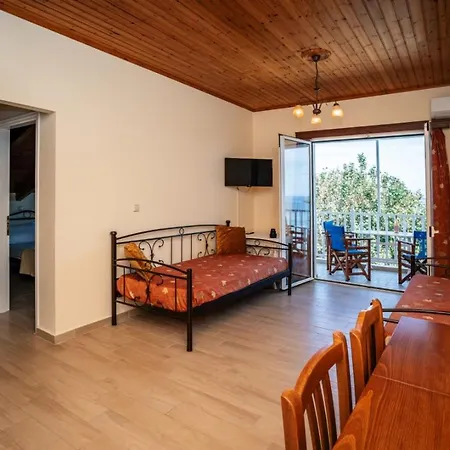 Vikos Seaside Kypseli